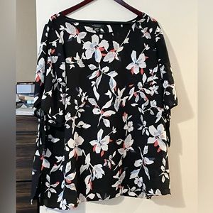 Michel Studio blouse with tie sleeves